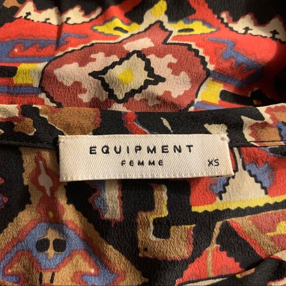 Equipment Liam Aztec southwest print silk top - Picture 6 of 6